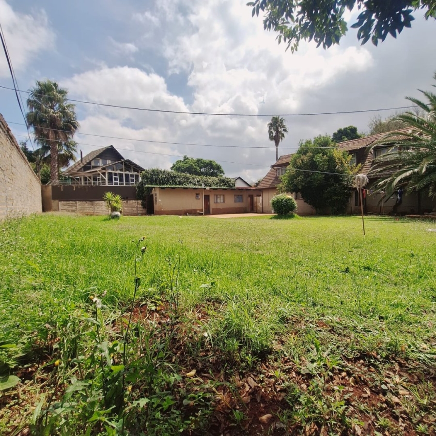 3 Bedroom Property for Sale in Rhodesfield Gauteng