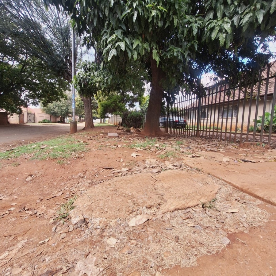 3 Bedroom Property for Sale in Rhodesfield Gauteng