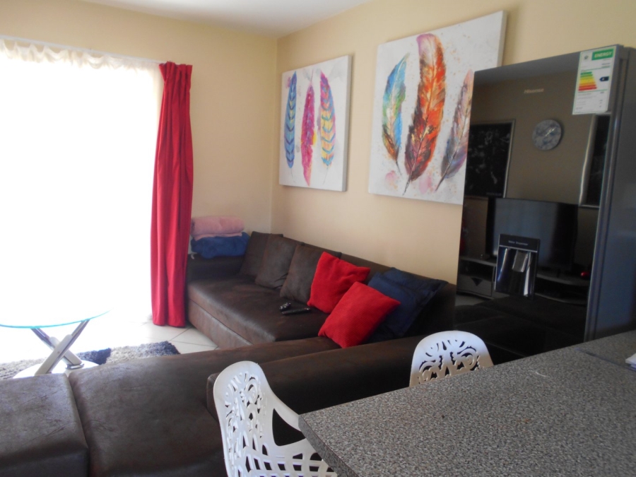 2 Bedroom Property for Sale in Monavoni Gauteng