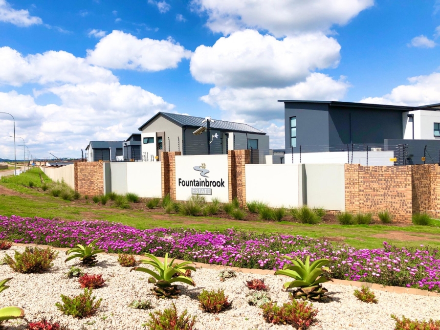 4 Bedroom Property for Sale in Fountainbrook Estate Gauteng