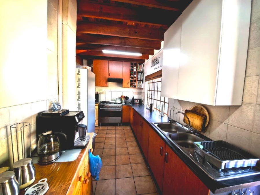6 Bedroom Property for Sale in Vaal Marina Gauteng