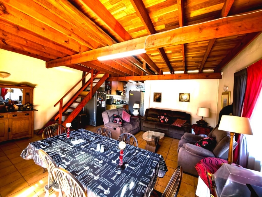 6 Bedroom Property for Sale in Vaal Marina Gauteng