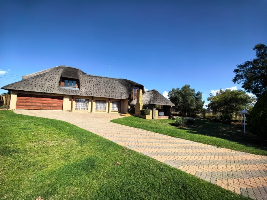 6 Bedroom Property for Sale in Vaal Marina Gauteng
