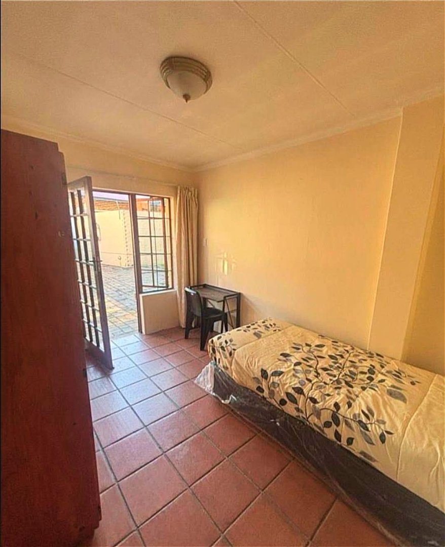 To Let 1 Bedroom Property for Rent in Brooklyn Gauteng