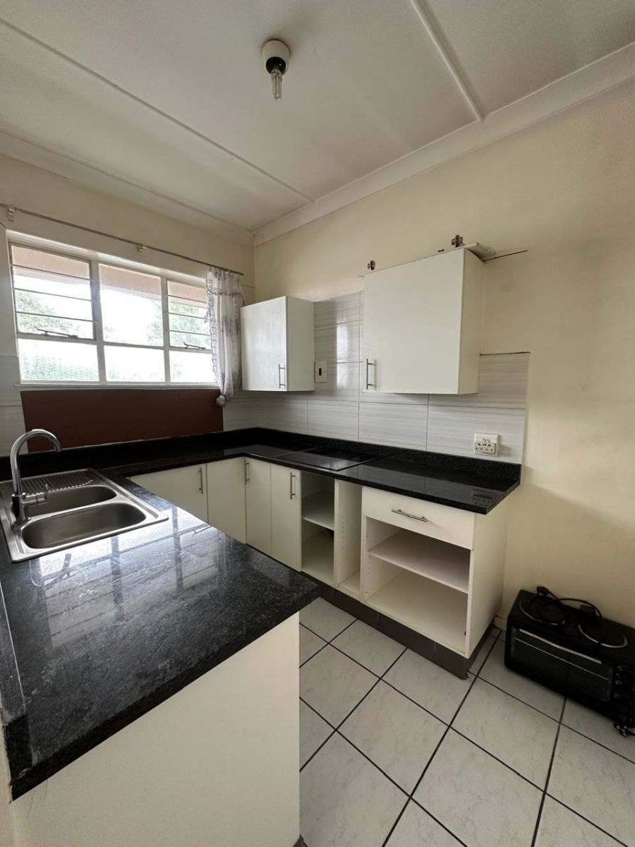 To Let 1 Bedroom Property for Rent in Eastleigh Gauteng