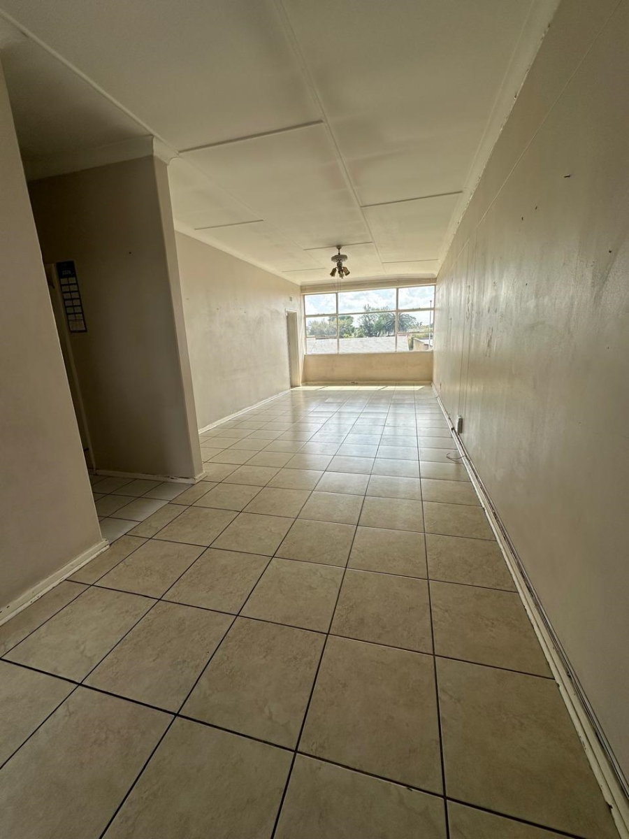 To Let 1 Bedroom Property for Rent in Eastleigh Gauteng