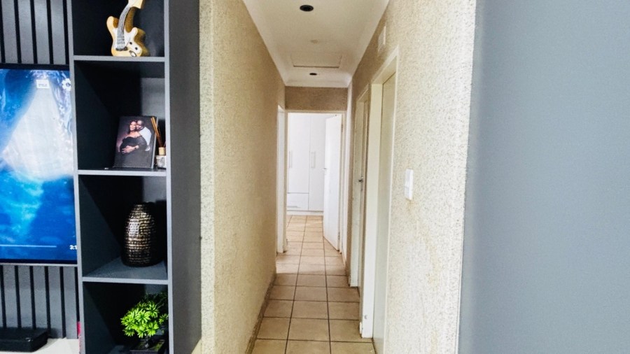 3 Bedroom Property for Sale in Sky City Gauteng