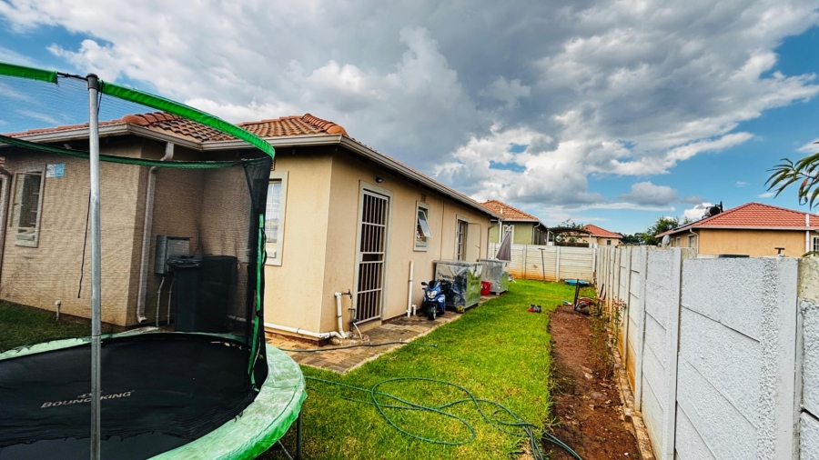 3 Bedroom Property for Sale in Sky City Gauteng