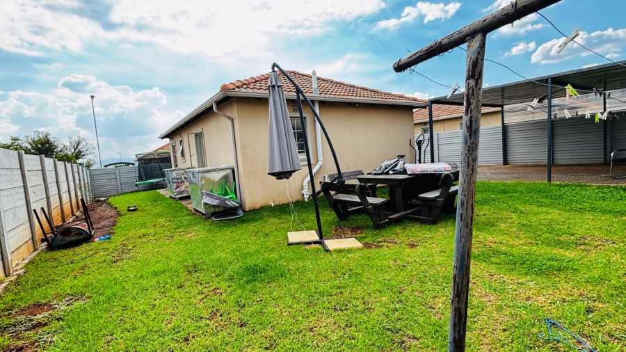 3 Bedroom Property for Sale in Sky City Gauteng