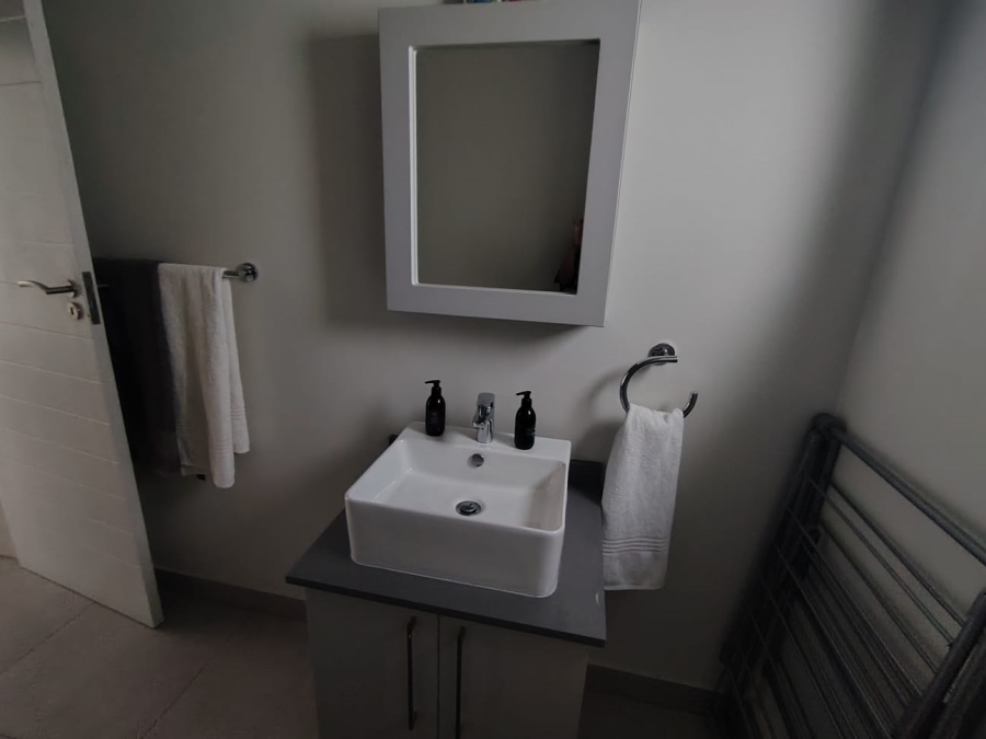 1 Bedroom Property for Sale in Carlswald Gauteng