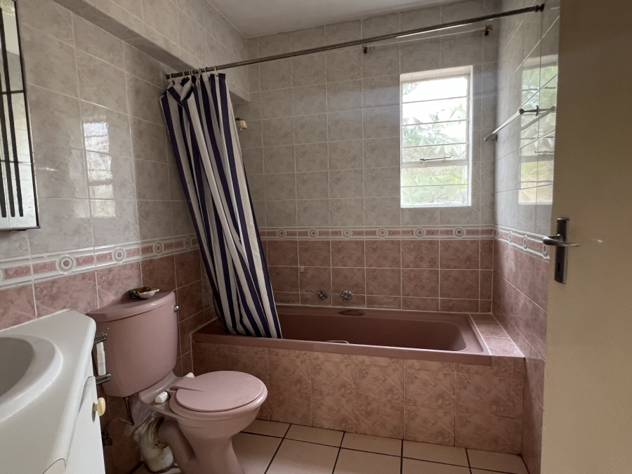 2 Bedroom Property for Sale in Bedford Gardens Gauteng