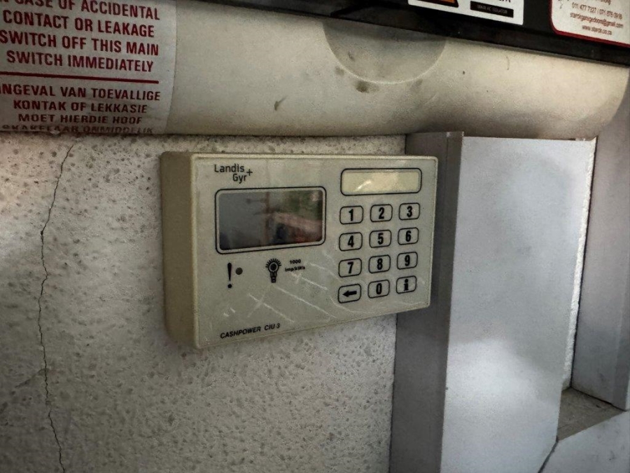 2 Bedroom Property for Sale in Glen Marais Gauteng