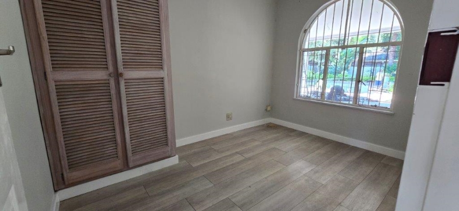 4 Bedroom Property for Sale in Garsfontein Gauteng