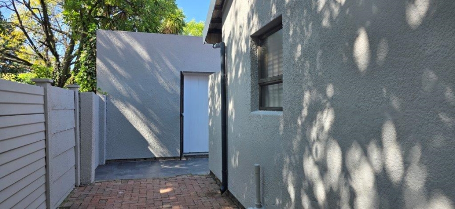 4 Bedroom Property for Sale in Garsfontein Gauteng