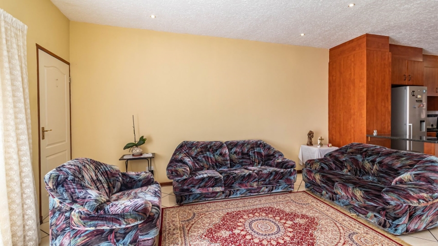 2 Bedroom Property for Sale in Liefde en Vrede Gauteng