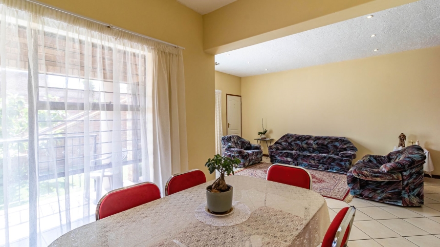 2 Bedroom Property for Sale in Liefde en Vrede Gauteng