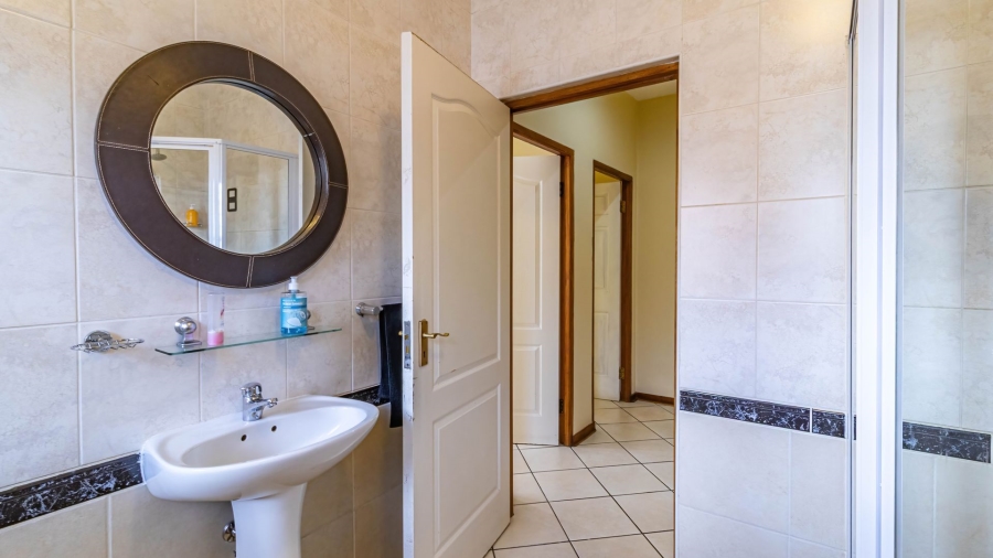 2 Bedroom Property for Sale in Liefde en Vrede Gauteng