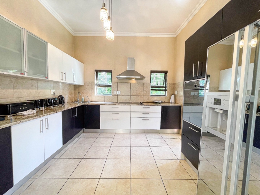 To Let 4 Bedroom Property for Rent in Montecello Estate Gauteng