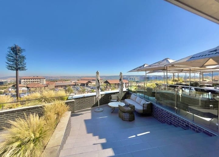 To Let 2 Bedroom Property for Rent in Waterfall Gauteng