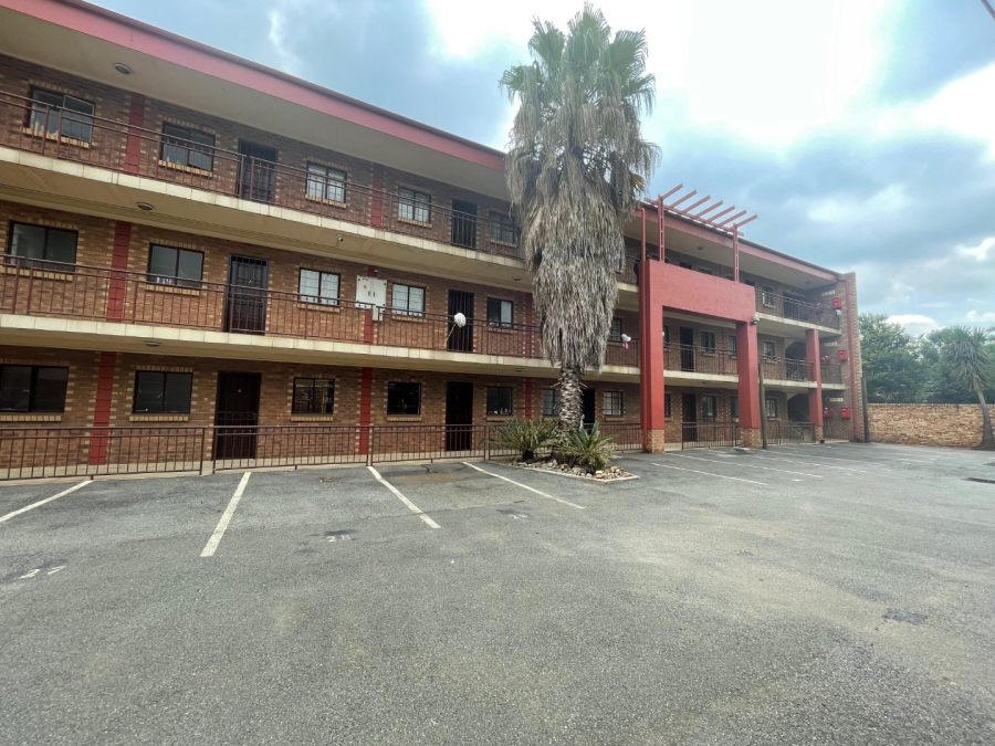 1 Bedroom Property for Sale in Kempton Park Ext 1 Gauteng
