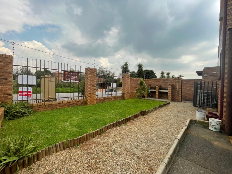 1 Bedroom Property for Sale in Kempton Park Ext 1 Gauteng