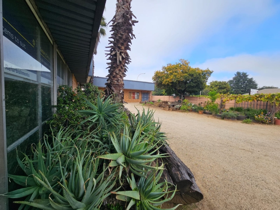 Commercial Property for Sale in Dunnottar Gauteng