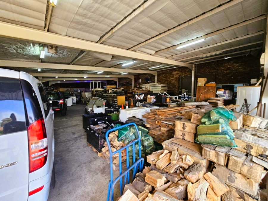 Commercial Property for Sale in Dunnottar Gauteng