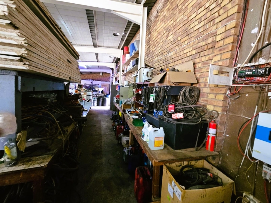 Commercial Property for Sale in Dunnottar Gauteng