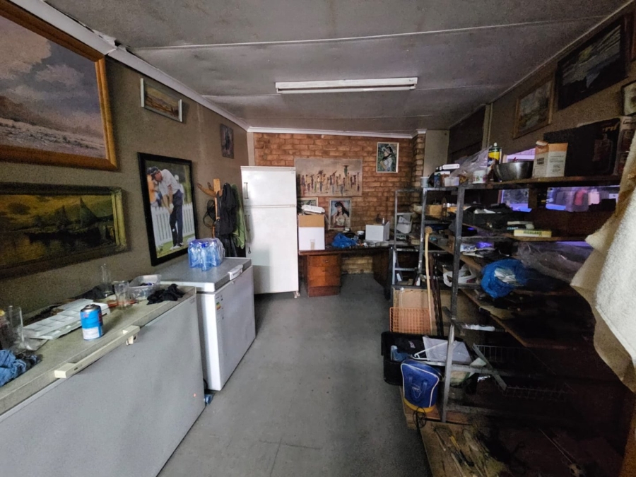 Commercial Property for Sale in Dunnottar Gauteng