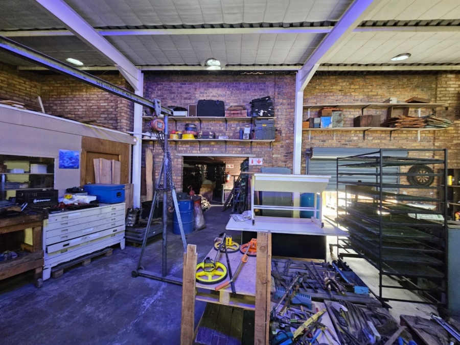 Commercial Property for Sale in Dunnottar Gauteng
