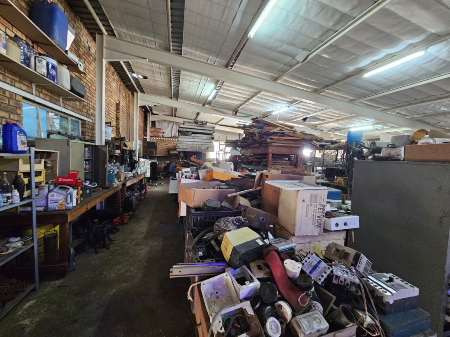 Commercial Property for Sale in Dunnottar Gauteng