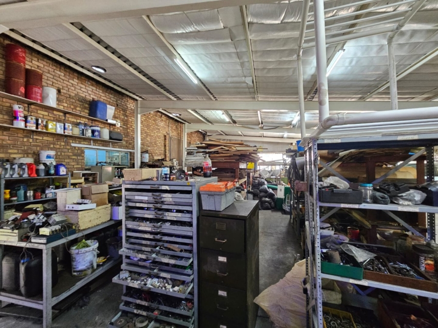 Commercial Property for Sale in Dunnottar Gauteng