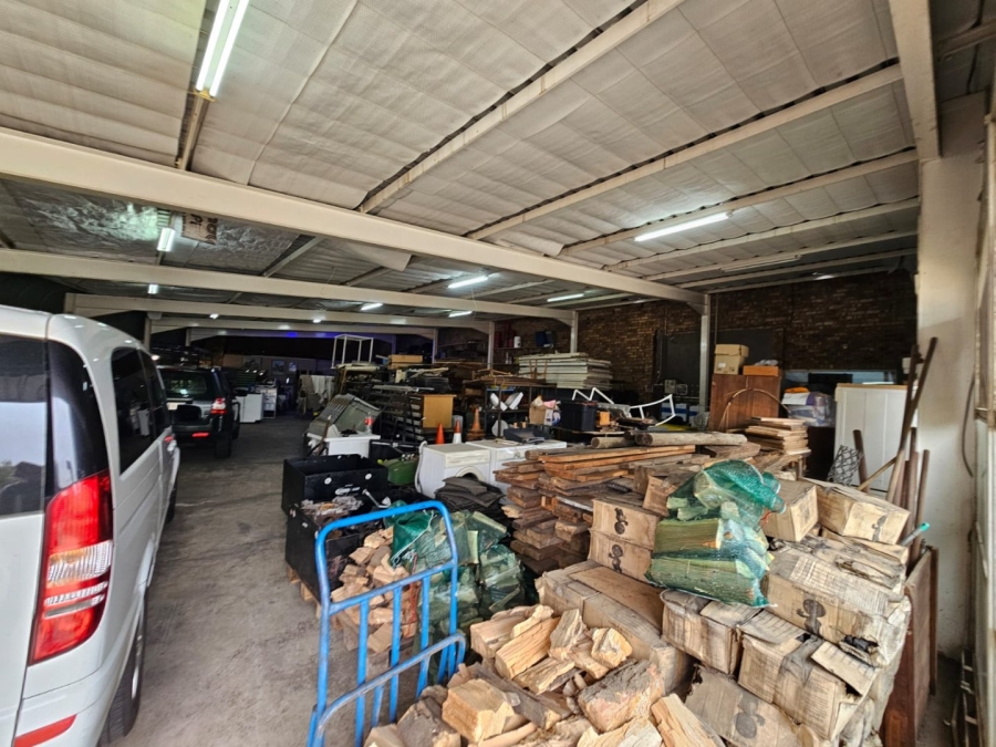 Commercial Property for Sale in Dunnottar Gauteng