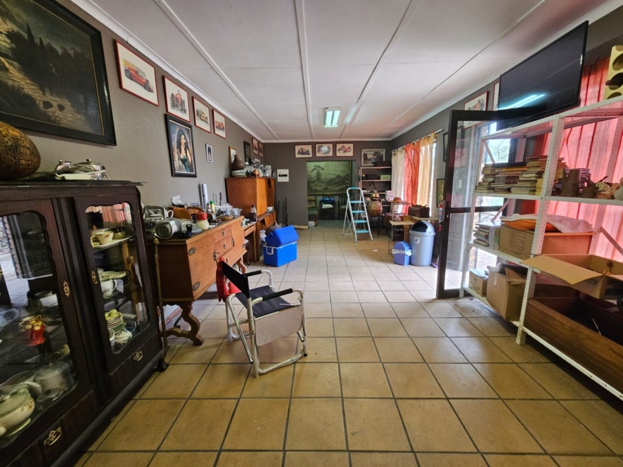 Commercial Property for Sale in Dunnottar Gauteng