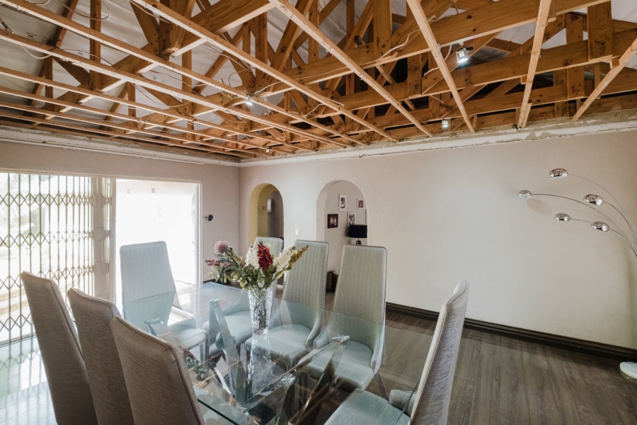 3 Bedroom Property for Sale in Glenvista Gauteng