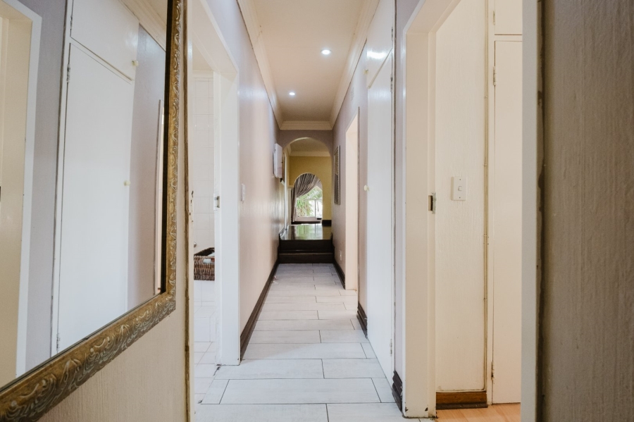 3 Bedroom Property for Sale in Glenvista Gauteng