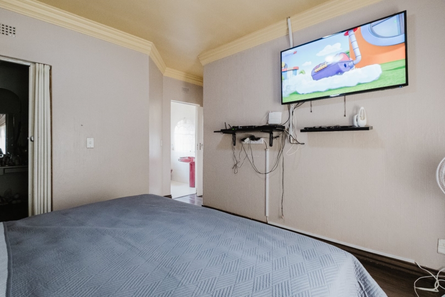 3 Bedroom Property for Sale in Glenvista Gauteng