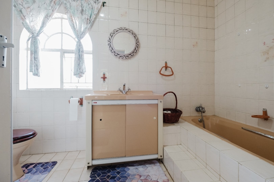 3 Bedroom Property for Sale in Glenvista Gauteng