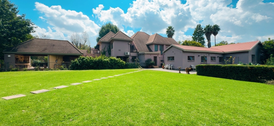 4 Bedroom Property for Sale in Three Rivers Proper Gauteng