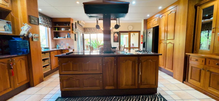 4 Bedroom Property for Sale in Three Rivers Proper Gauteng