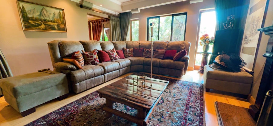 4 Bedroom Property for Sale in Three Rivers Proper Gauteng
