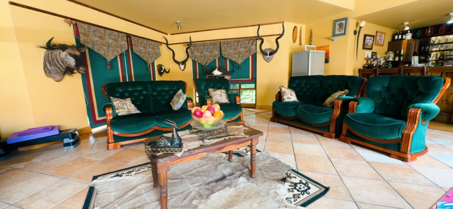 4 Bedroom Property for Sale in Three Rivers Proper Gauteng