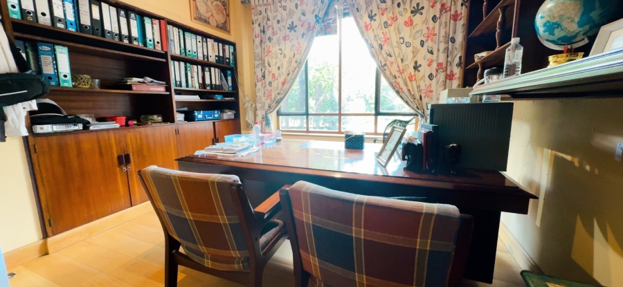 4 Bedroom Property for Sale in Three Rivers Proper Gauteng