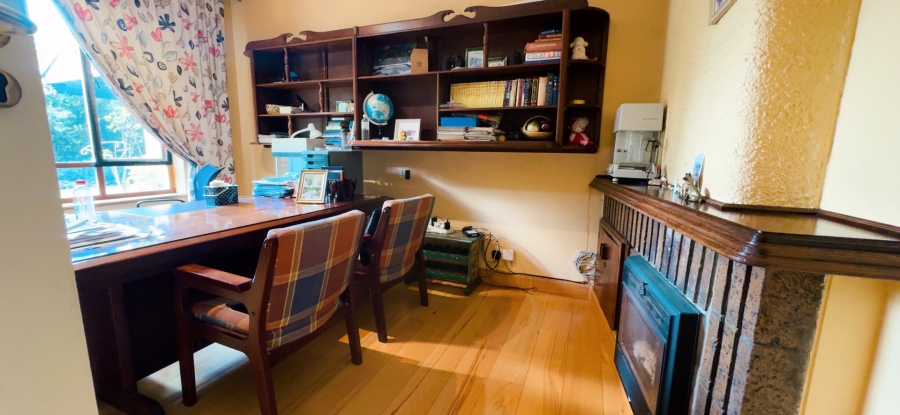 4 Bedroom Property for Sale in Three Rivers Proper Gauteng