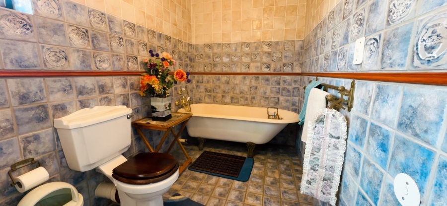 4 Bedroom Property for Sale in Three Rivers Proper Gauteng