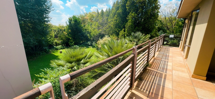 4 Bedroom Property for Sale in Three Rivers Proper Gauteng