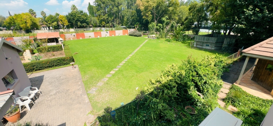 4 Bedroom Property for Sale in Three Rivers Proper Gauteng