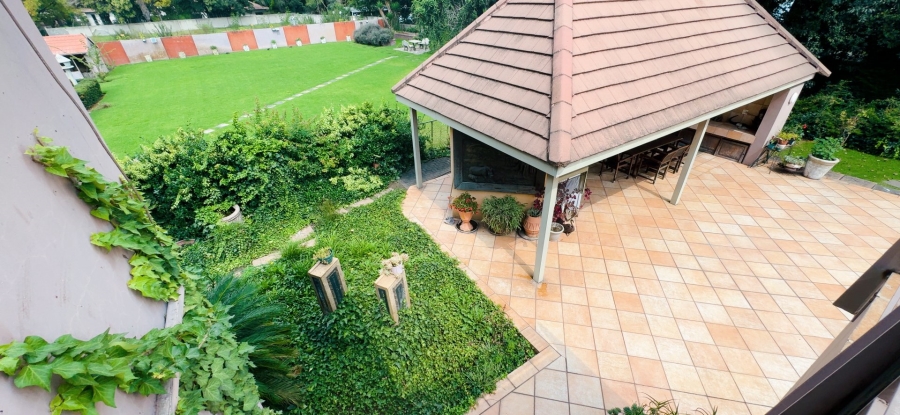 4 Bedroom Property for Sale in Three Rivers Proper Gauteng