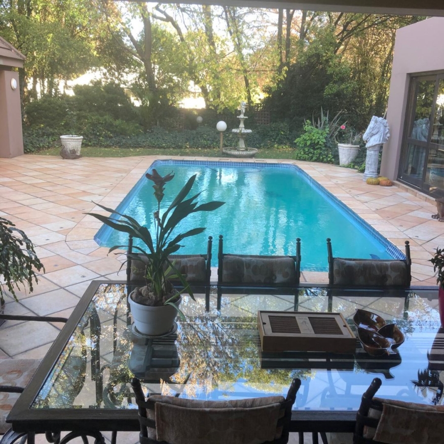 4 Bedroom Property for Sale in Three Rivers Proper Gauteng