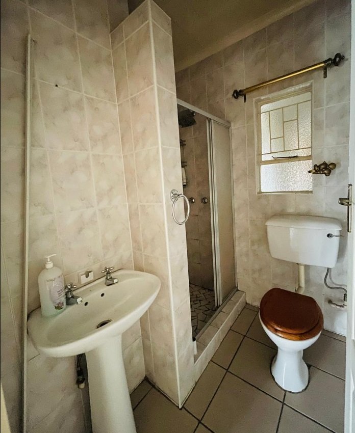 4 Bedroom Property for Sale in Vanderbijlpark SE 6 Gauteng